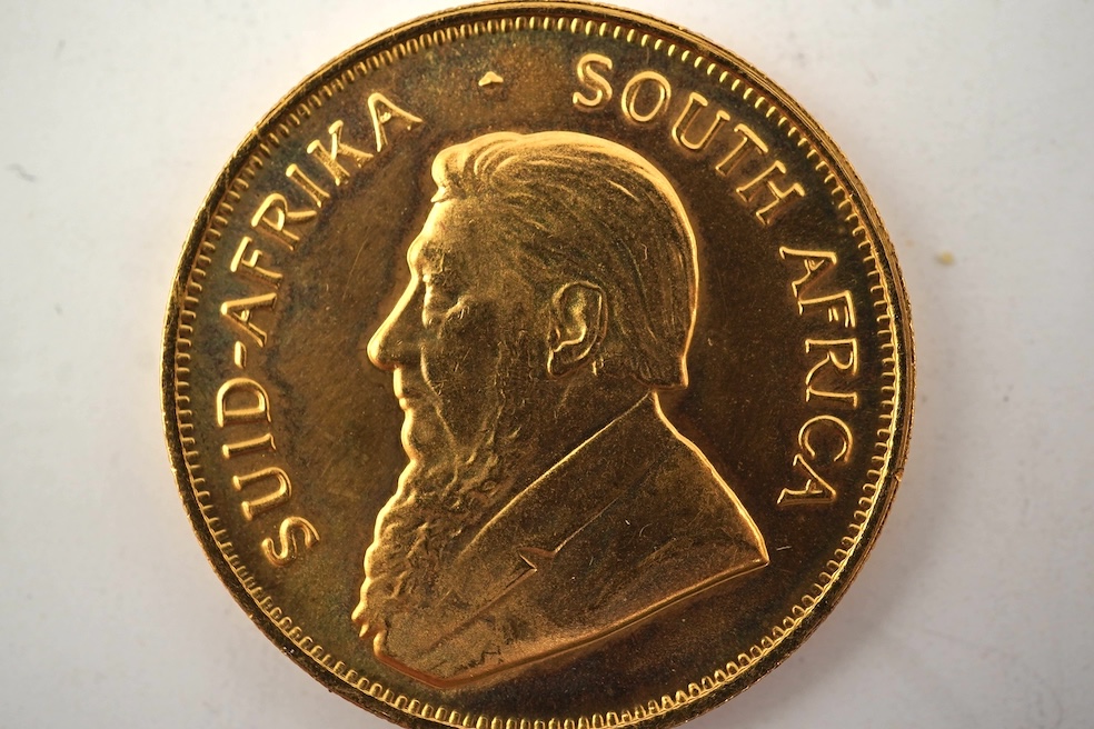 Gold coins, South Africa, gold Half Krugerrand, 1980, about UNC.